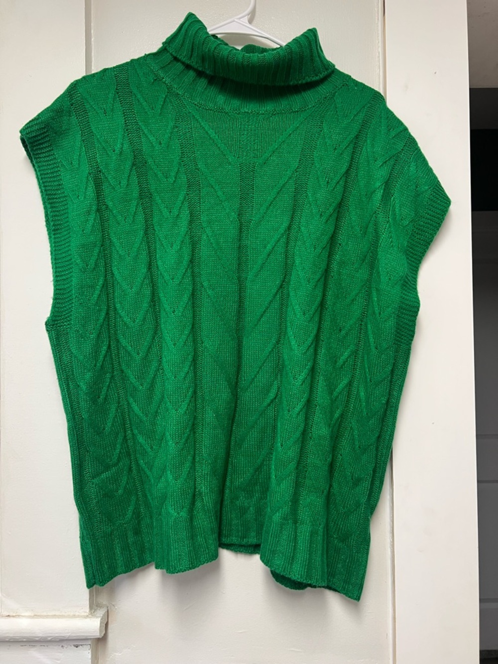 SHEIN Green Cable Knit Sleeveless Turtleneck Sweater